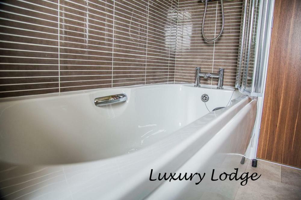 Inverbeg Holiday Park Luss Buitenkant foto
